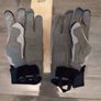 moterbike gloves Image 2