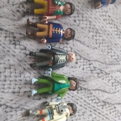 play mobil figures
