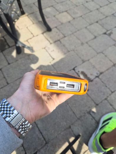 portable charger