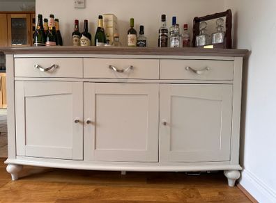 Sideboard
