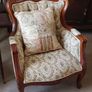 Couch and armchairs. Image 2