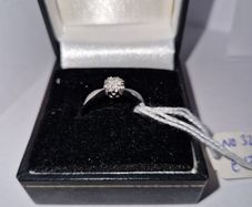 9ct gold ring