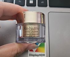 Estee Lauder Re-Nutriv Ultimate Diamond Age Reversal Eye Cream in 5ml