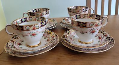 Antique Lovely Royal Tara fine bone china set for 4 made in Ireland, cup ,saucer,side plates