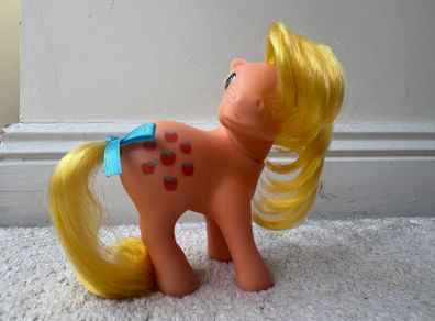 My Little Pony G1 Retro Applejack 2017 approx. 11 cm. Used Please see photos