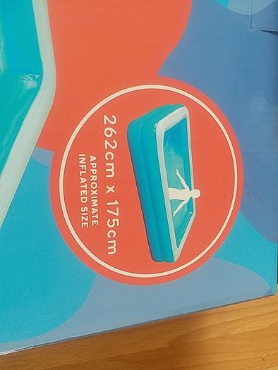 kids large pool brand new in box got 2