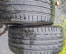 2x 255/35/19 Bridgestone run flat