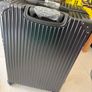 28-inch suitcase black Image 2
