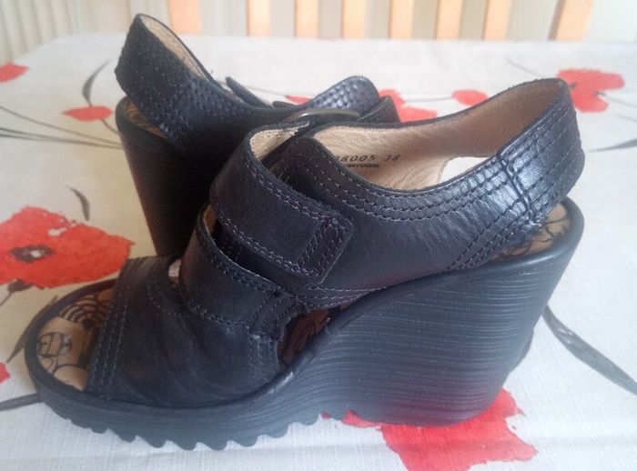Fly London Sandal