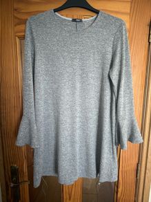 Quiz grey mini dress bell sleeves size UK16 EU44 Perfect condition Postage included