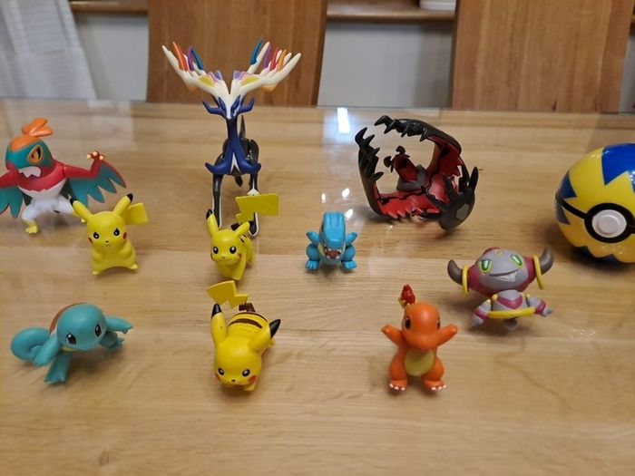 Pokemon Figures