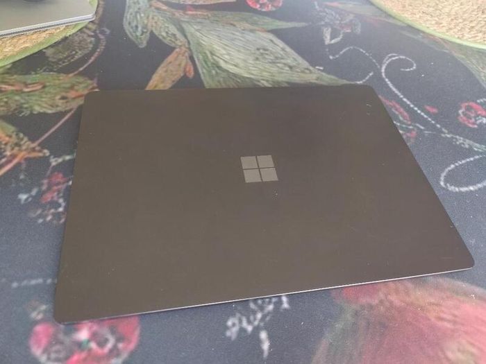 Microsoft Surface Laptop 4 Touchscreen 13" 1951 Intel I7-1185G7 3.00GHz 16GB RAM 256GB NVMe SSD Win 11 Pro