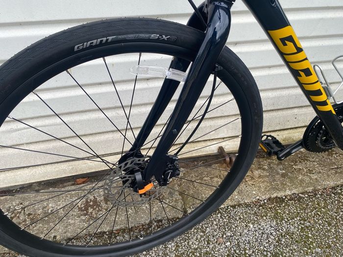 Giant Escape Disc 3 Hybrid 2026 Brand New