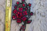 Costume brooch