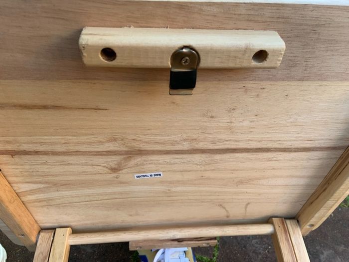 2 foldable wooden tables