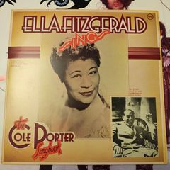 Ella Fitzgerald Sings 2 x double albums