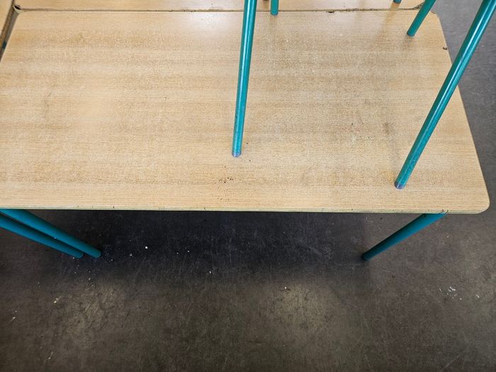School tables/chairs