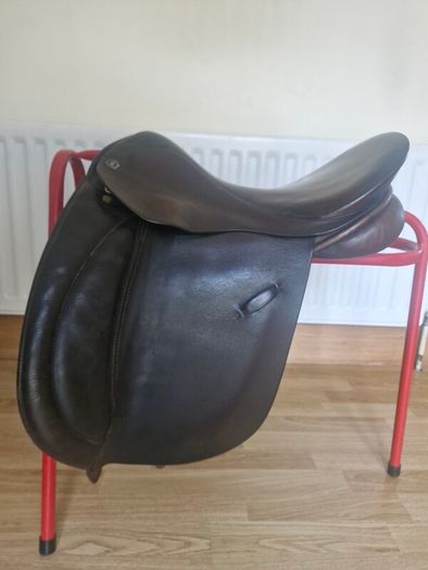 Farrington Saddle