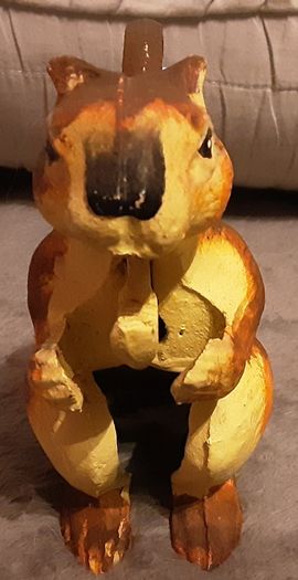 nice cast iron nut cracker