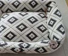 Pet bed