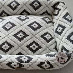 Pet bed