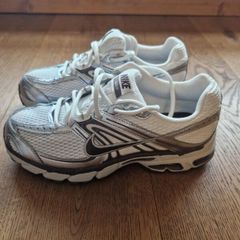 Nike Air Max Moto 2k