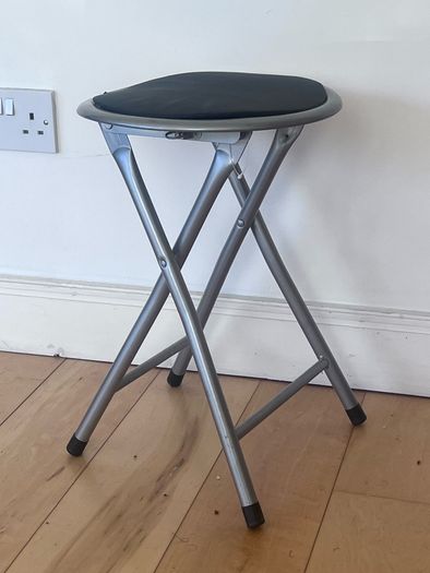 Foldable round stool small size