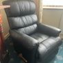 Black leather lazy boy Image 2