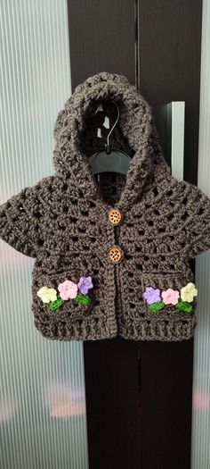 handmade baby sleeveless hoodie