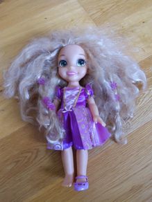 Disney Princess Rapunzel Interactive Doll