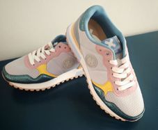 New XTI ladies trainers UK 4