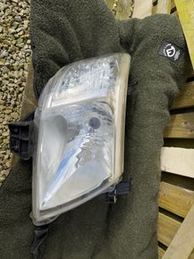 ToyotaHilux 2015 RHD light OM