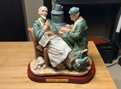 Figurines