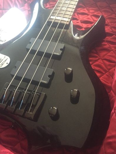 Signed By Slayer In 2013 Ltd/esp Ta600 (tom Araya)signature Bass Guitar