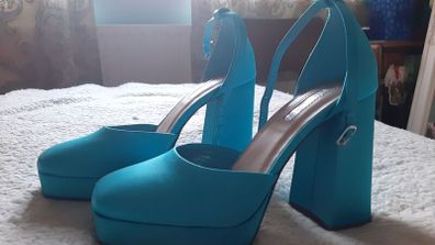 Ladies Shoes