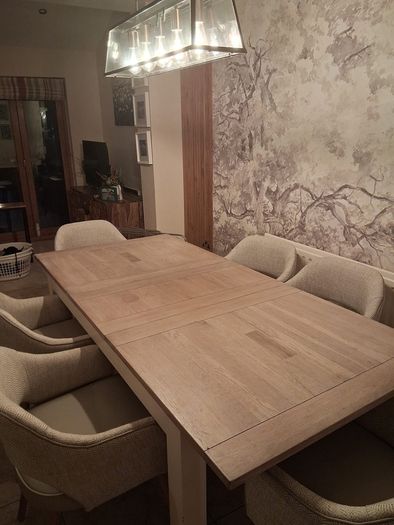 Extendable Solid oak table
