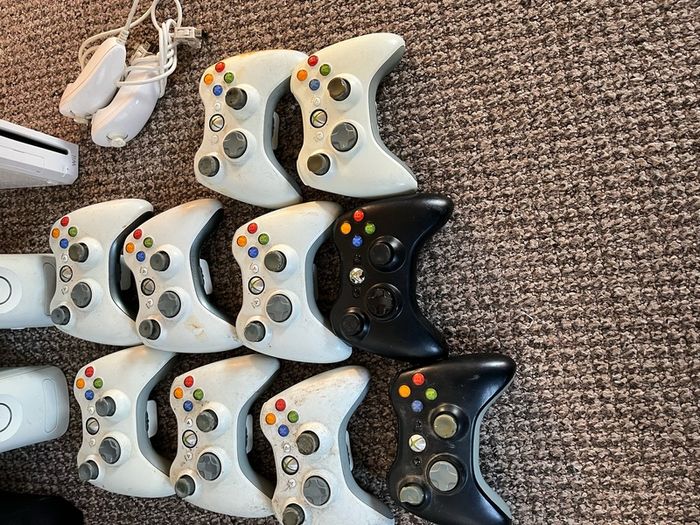 JobLot Consoles,Controllers (For Parts or Repair)