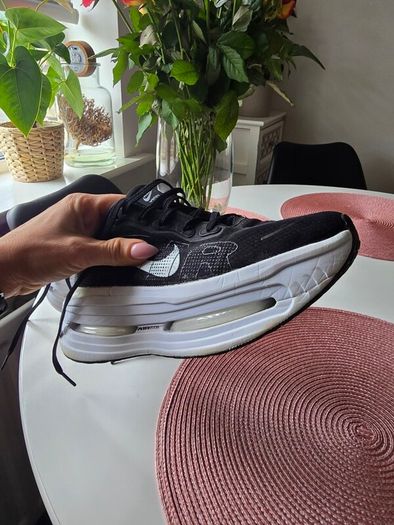 Nike Vomero Premium