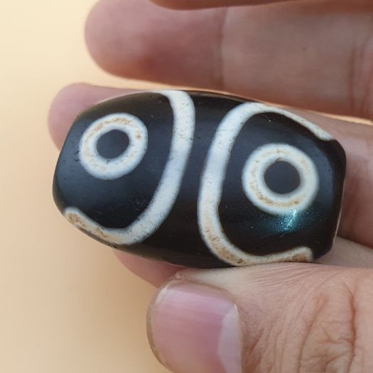 Vintage 3 Eyes Himalayan Tibetan Agate Dzi Bead Amulet