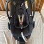 Maxi cosi car seat with newborn insert and rain cover Image 3