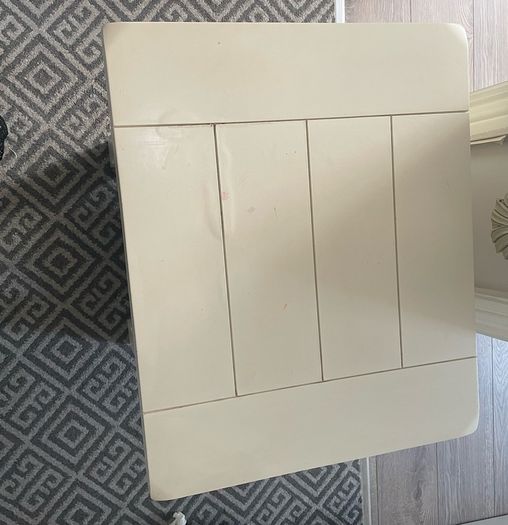 side locker