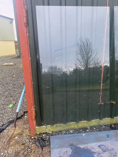 Glass top for table