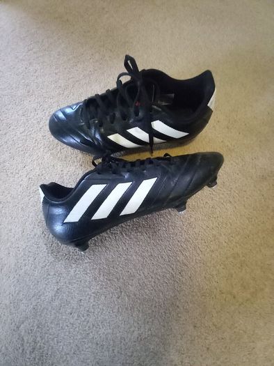 Adidas size 7 Football boots