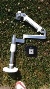 Humanscale M2 Monitor Arm VESA Mount
