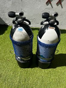 scuba twinset tanks
