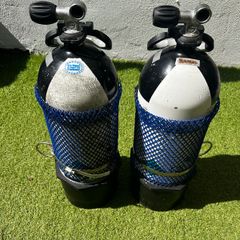 scuba twinset tanks