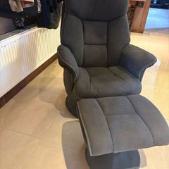 swivel recliner with footstool