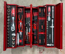 Free toolbox  Milwaukee