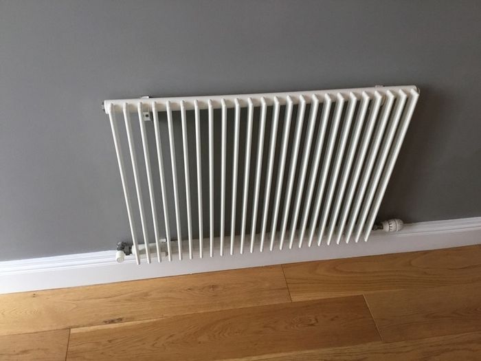 Adagio Q35 column radiator - 840mm wide.