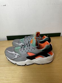 Nike huarache trainers
